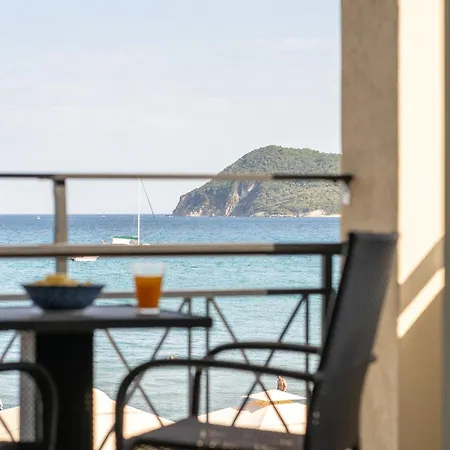 George Beachfront Appartement Lithakia (Zakynthos)
