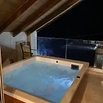 George Beachfront Apartment