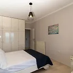 Apartment George Beachfront