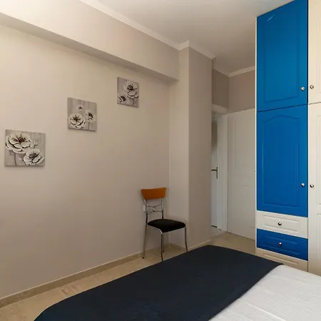 Apartment George Beachfront