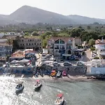 George Beachfront Διαμέρισμα *