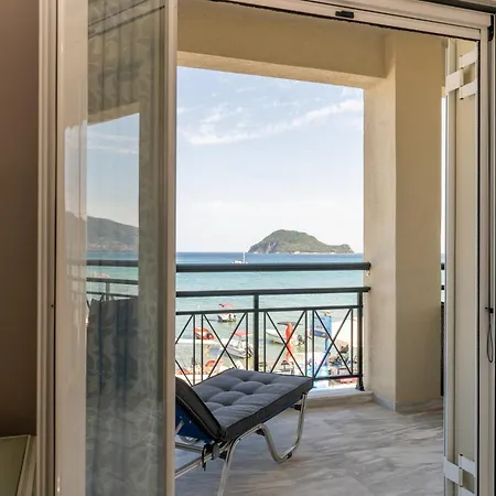 George Beachfront Lithakia (Zakynthos)