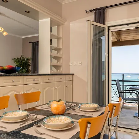 Apartment George Beachfront *